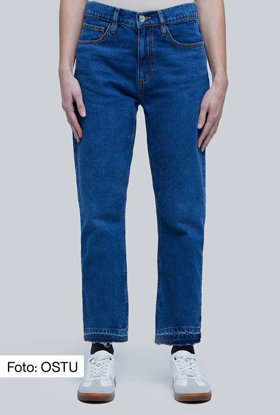 pantalon azul oscuro esencial